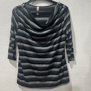 New Cubism Shirt Large‎ Black Gray Stripes Top  3/4 Sleeve Stretch cowl neck